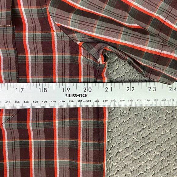 NWOT Outdoor Research Pearl Snap Shirt Men's Small Red Brown Short Sleeve Plaid - Picture 11 of 12